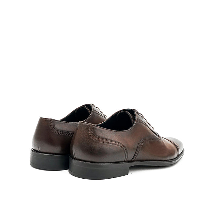 VENESIA BROWN