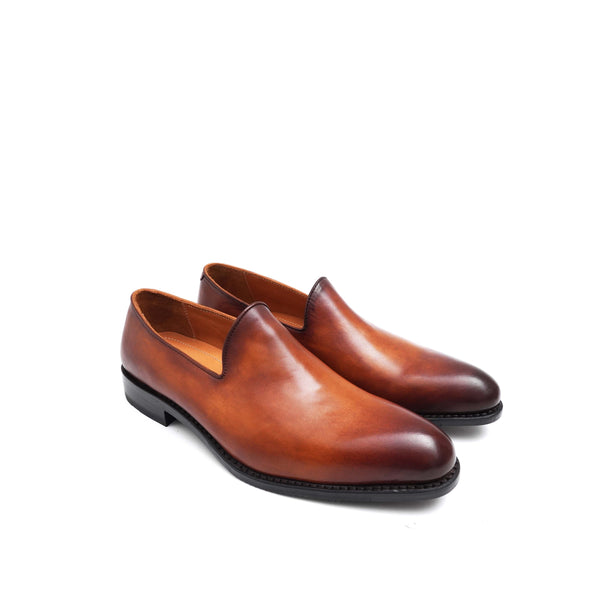 ENZO TAN