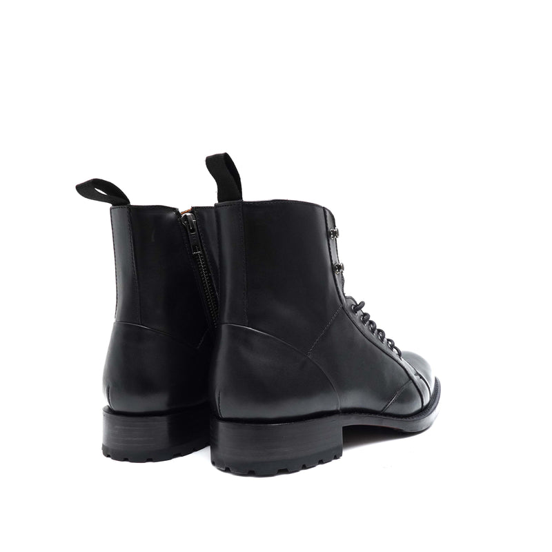 LAVAREDO BLACK